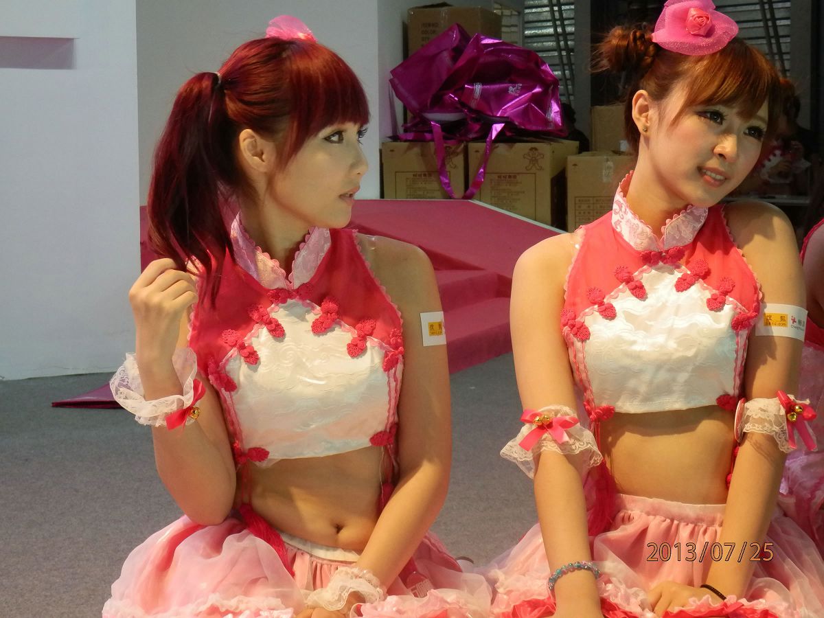 2013 ChinaJoy ShowGirl剪影 Part2 [98P]