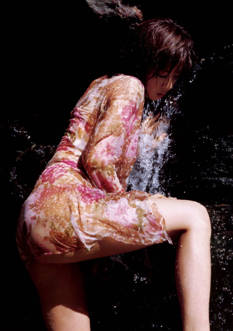 [唯美写真] 2013.08.23 星野亚希 Aki Hoshino《Hito Photobook》 [77P]