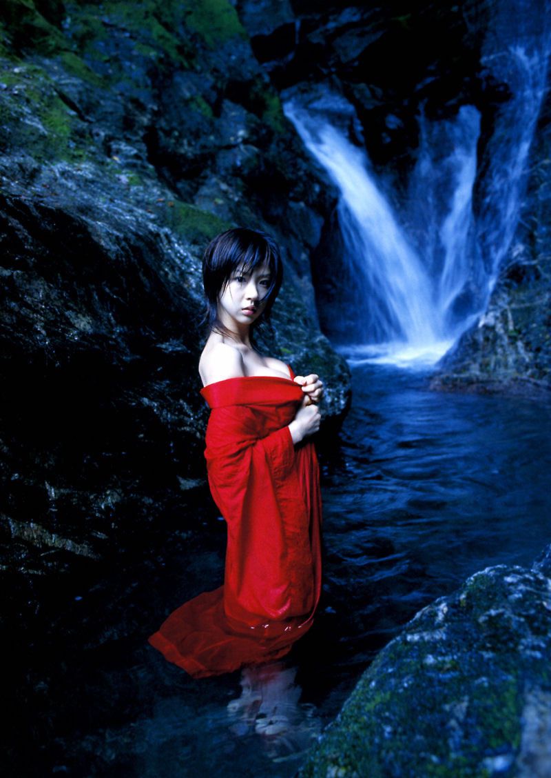 [唯美写真] 2013.08.23 星野亚希 Aki Hoshino《Hito Photobook》 [77P]