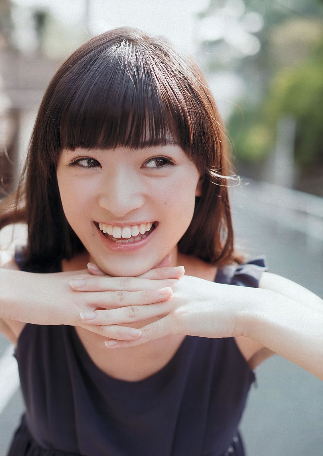 [Weekly Playboy] 2013.09.07 No.37 志田友美 蓮佛美沙子 松川佑依子 伊東紅 柴田阿弥 [50P]