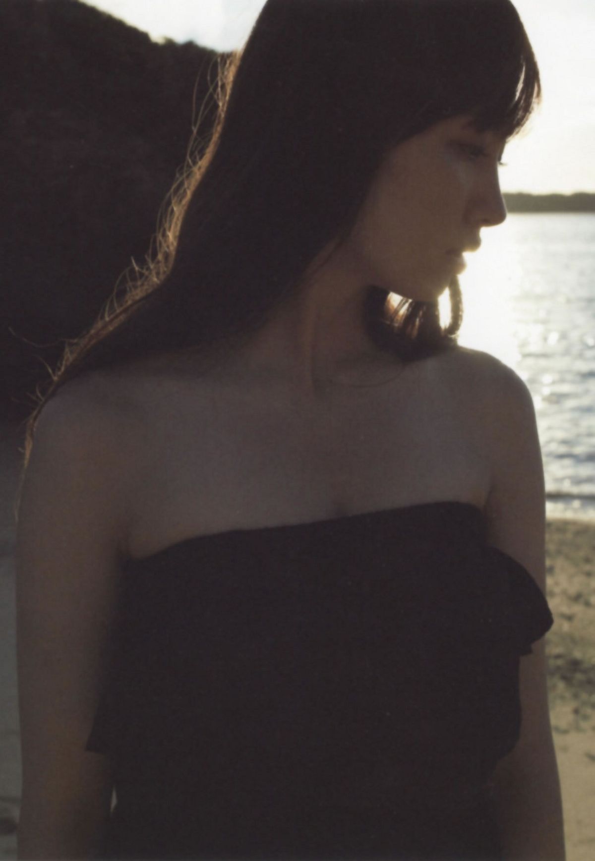 [唯美写真] 2013.08.18 小嶋阳菜 Haruna Kojima《First Photobook》 [95P]