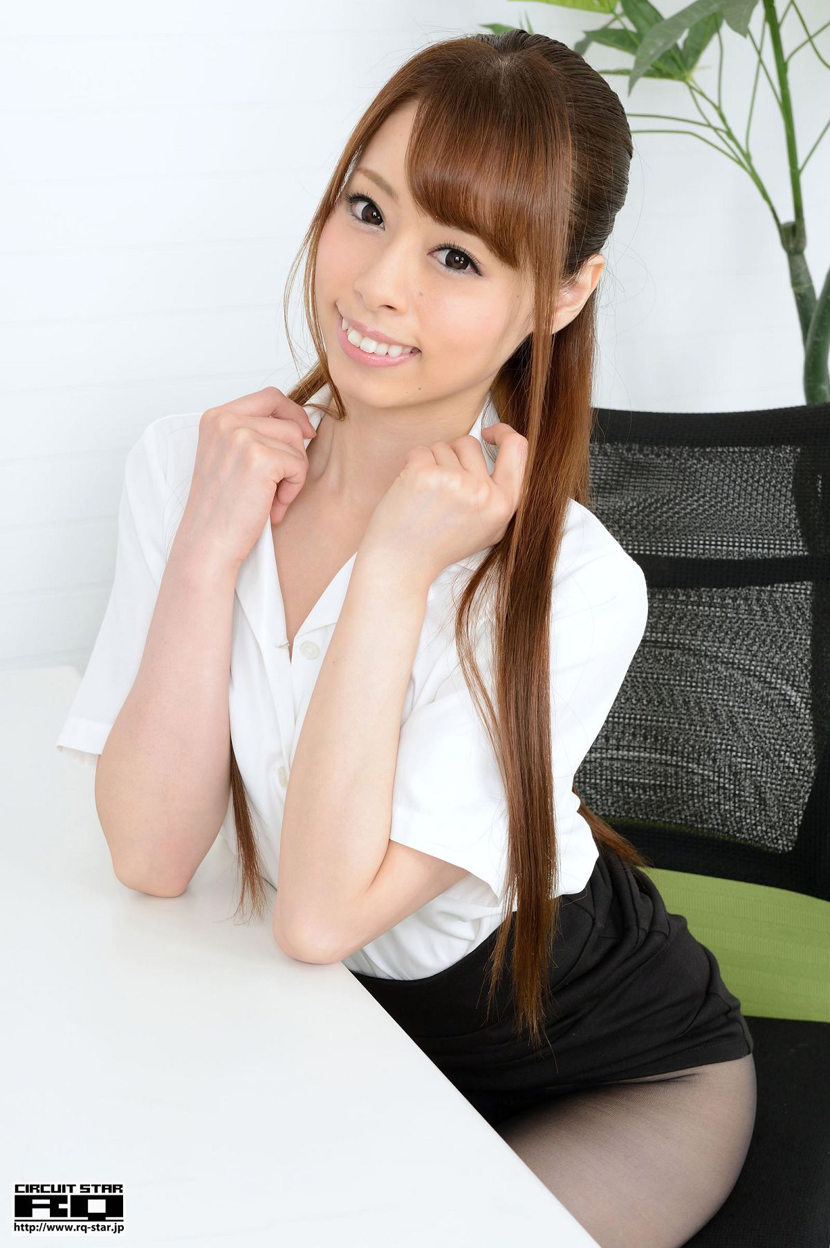 [RQ-STAR] 2013.09.27 NO.00849 MIU Office Lady [100P]