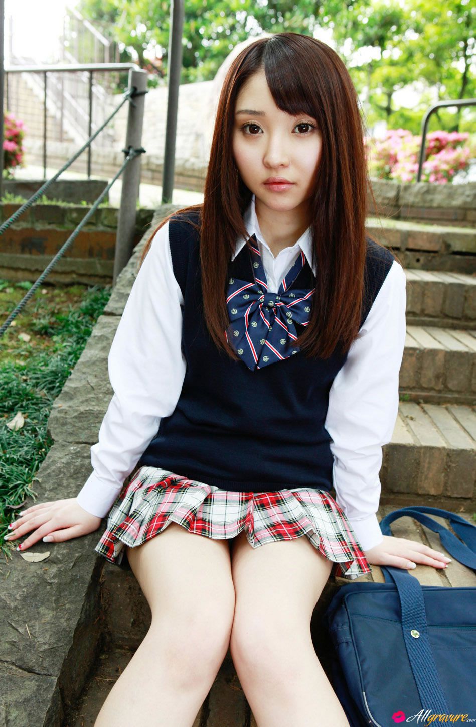 [allgravure] 2013.10.07 short-skirt-surprise [32P]