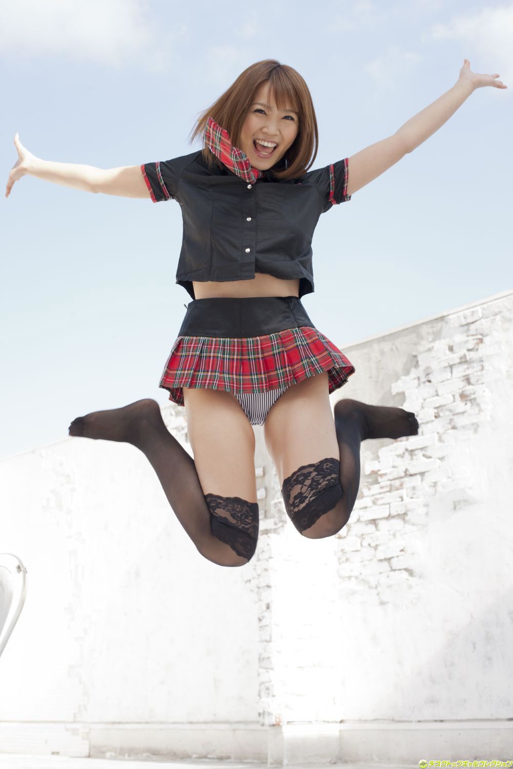 [DGC] 2013.10 NO.1121 Gravure Idols Masami Kouehi 河内麻沙美 [100P]