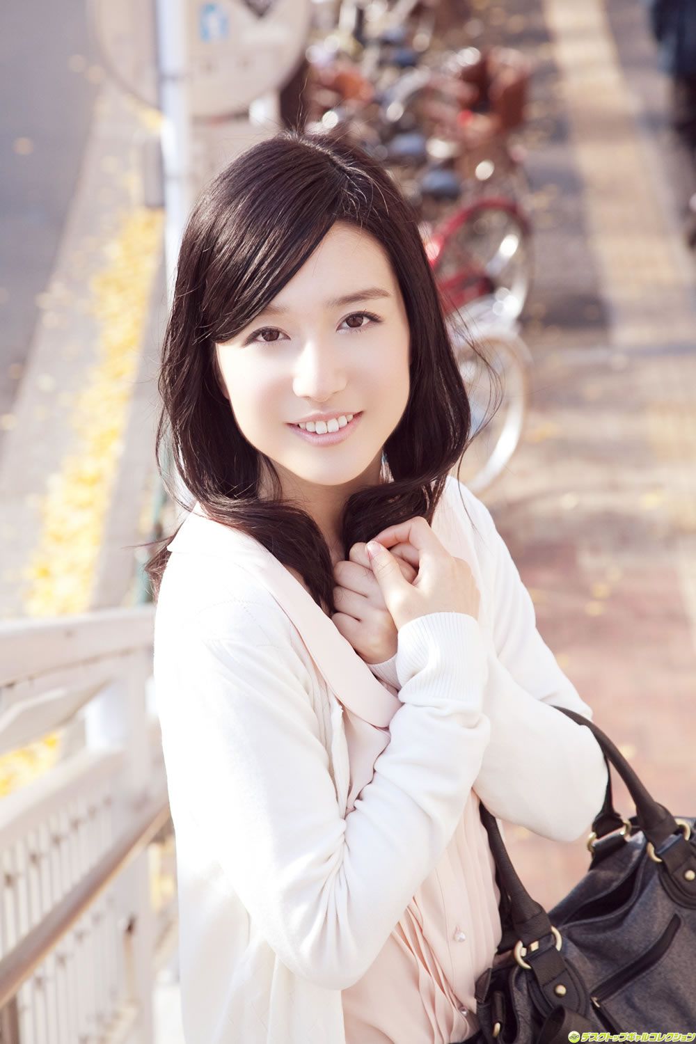 [DGC] 2013.10 NO.1123 Adult Idols Iori Furukawa 古川いおり [100P]