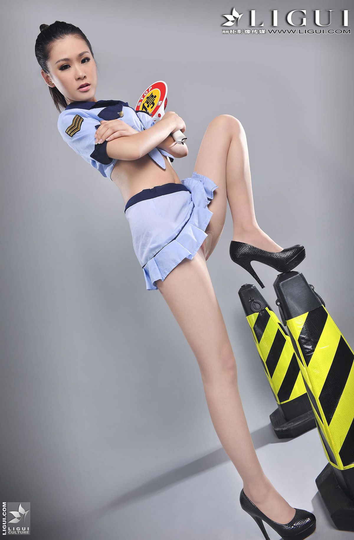 [Ligui] 丽柜 2013.10.18 Model 凌凌 [35P]