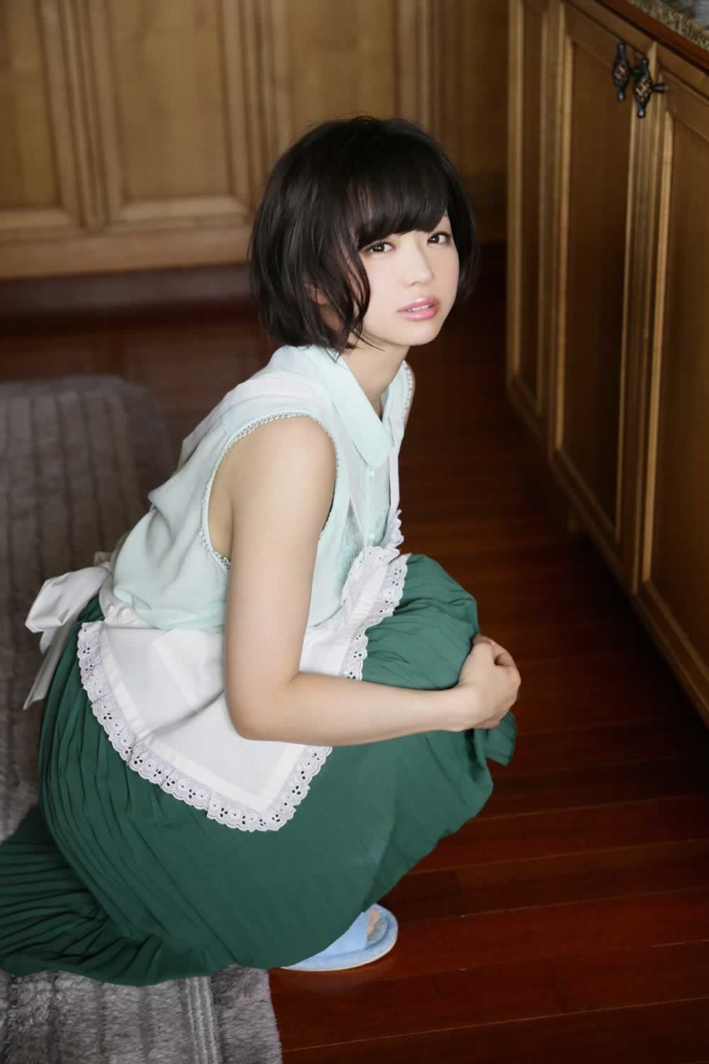 [Ysweb] 2013.10.30 Vol.572 喜屋武 Vol.573 杉原杏璃 [100P]