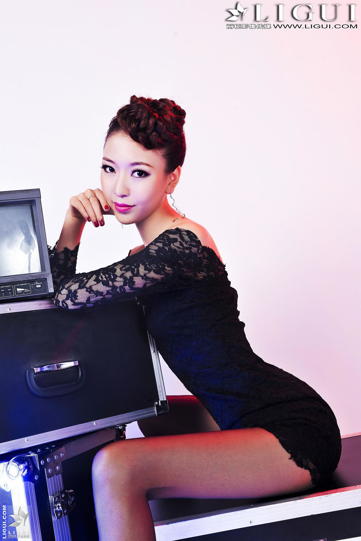 [Ligui] 丽柜 2013.11.01 Model 文欣 [36P]
