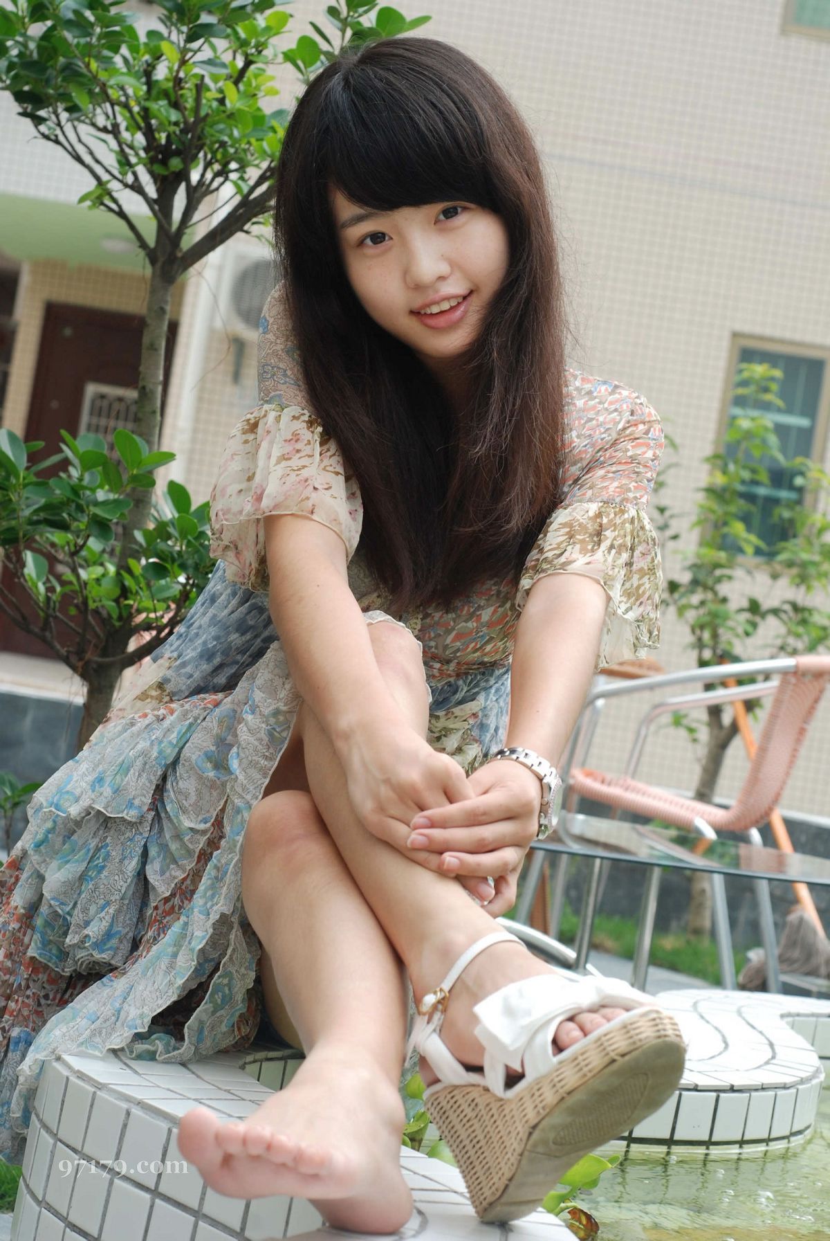 [网络收集] 2013.11.01 美女弯弯池中秀玉足 [58P]