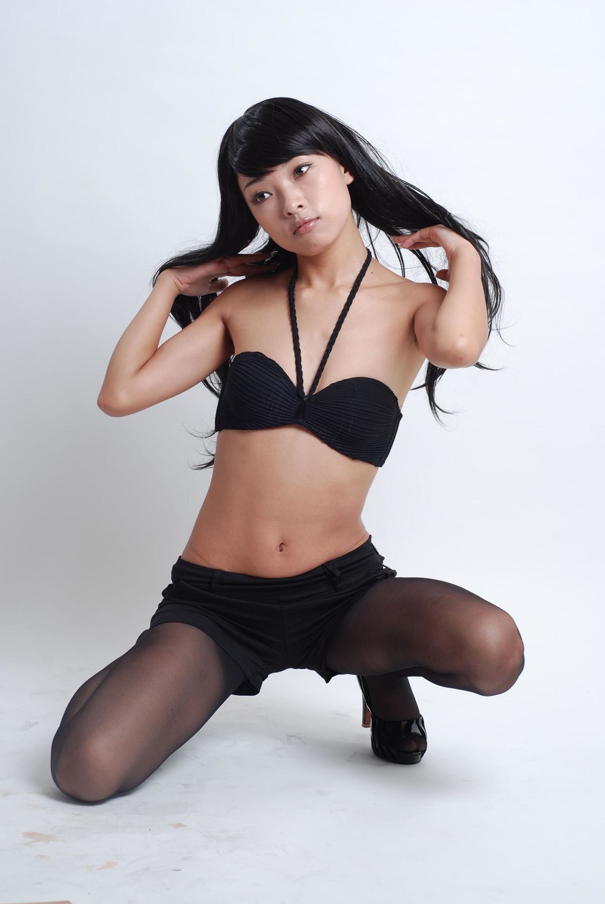[网络收集] 2013.10.30 靓丽美女棚拍黑丝 [55P]