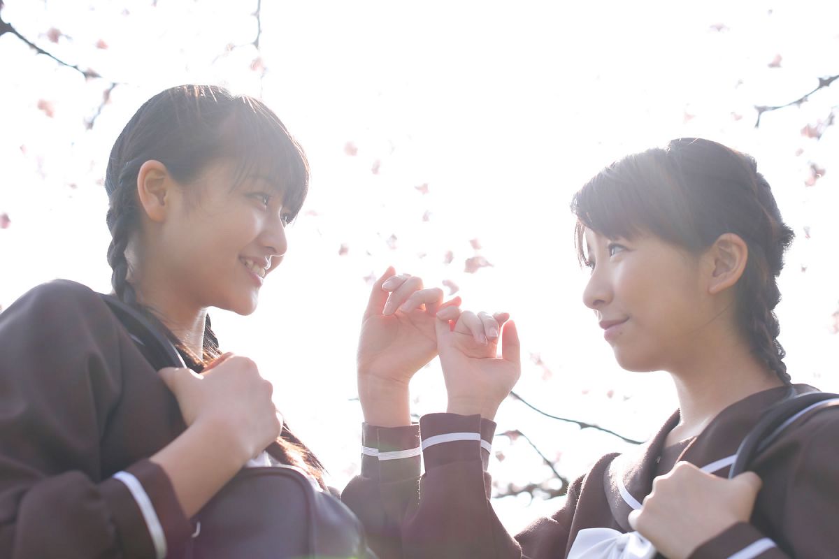 [Hello! Project digital books] 2013.12.01 No.111 Ayaka Wada 和田彩花 Kanon Fukuda 福田花音 [88P]