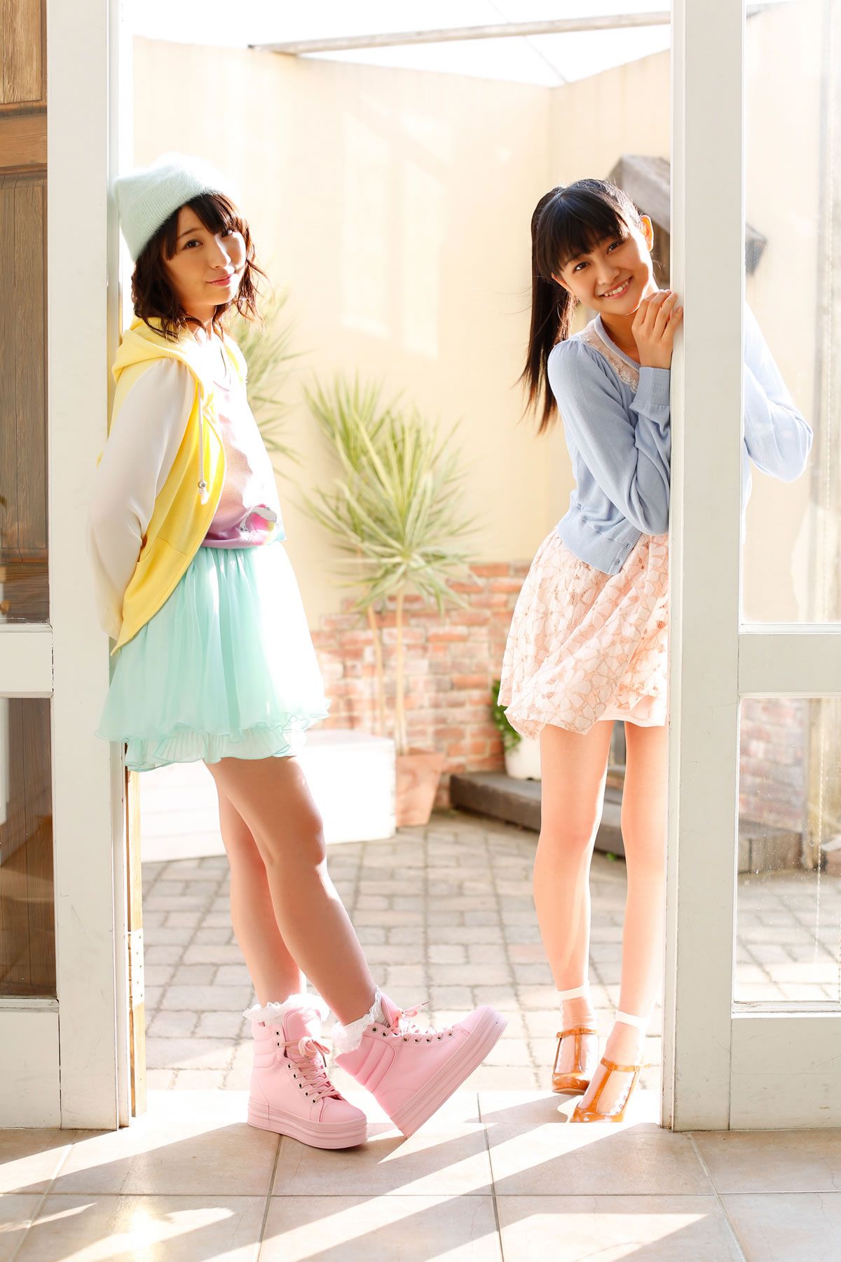 [Hello! Project digital books] 2013.12.01 No.111 Ayaka Wada 和田彩花 Kanon Fukuda 福田花音 [88P]