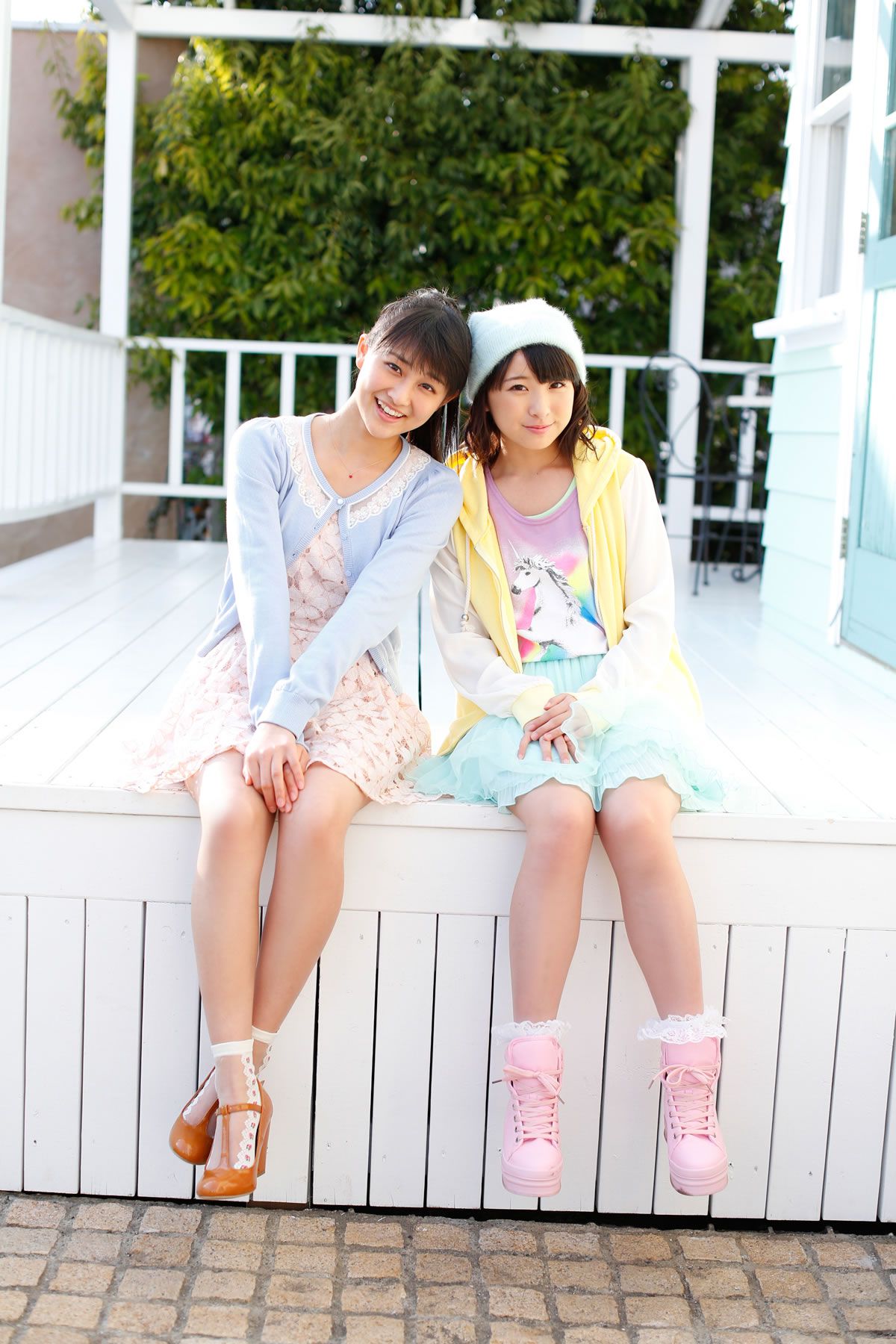 [Hello! Project digital books] 2013.12.01 No.111 Ayaka Wada 和田彩花 Kanon Fukuda 福田花音 [88P]