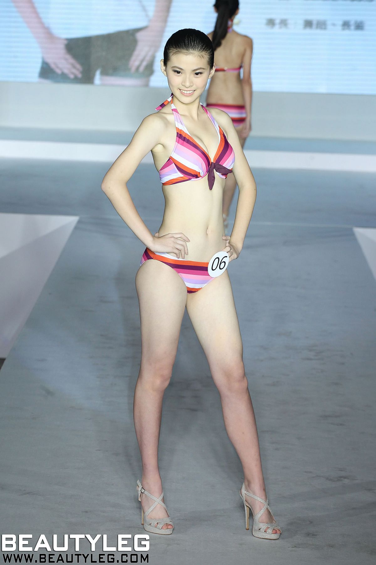 [Beautyleg] 名模美腿 2013.10.16 VOGUE PHOTO [97P]