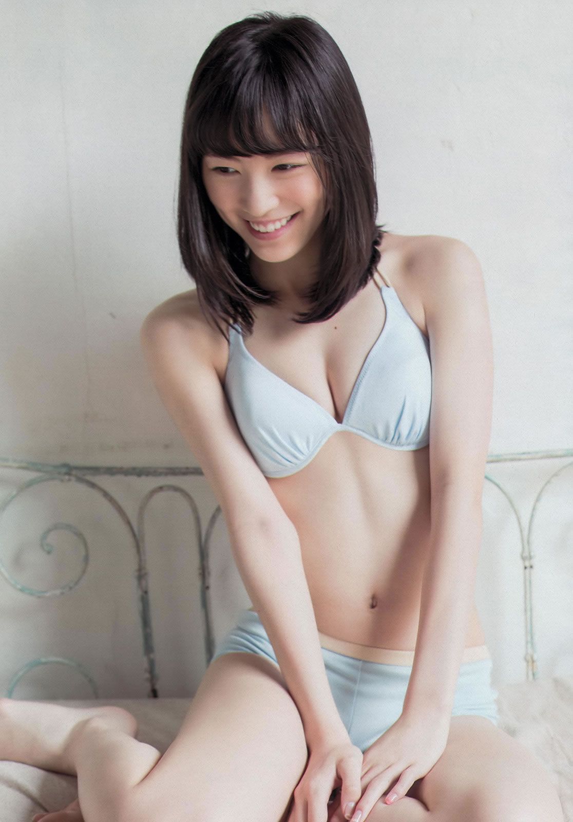 [Weekly Playboy] 2013.12.14 No.51 松井珠理奈 橋本環奈 秦瑞穂 相楽樹 葉加瀬マイ さくらゆら [44P]