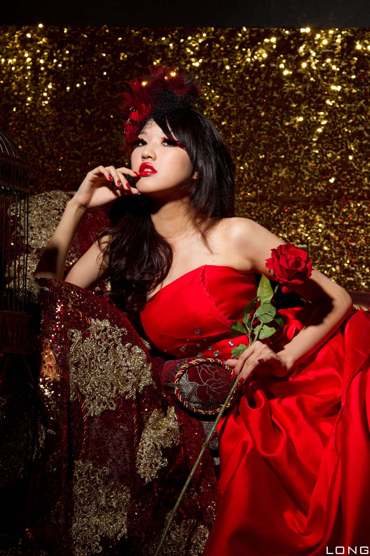 [BEAUTYLEG番外篇] 2013.12.15 棚拍]Jill（瑋廷）婚紗之紅 [40P]