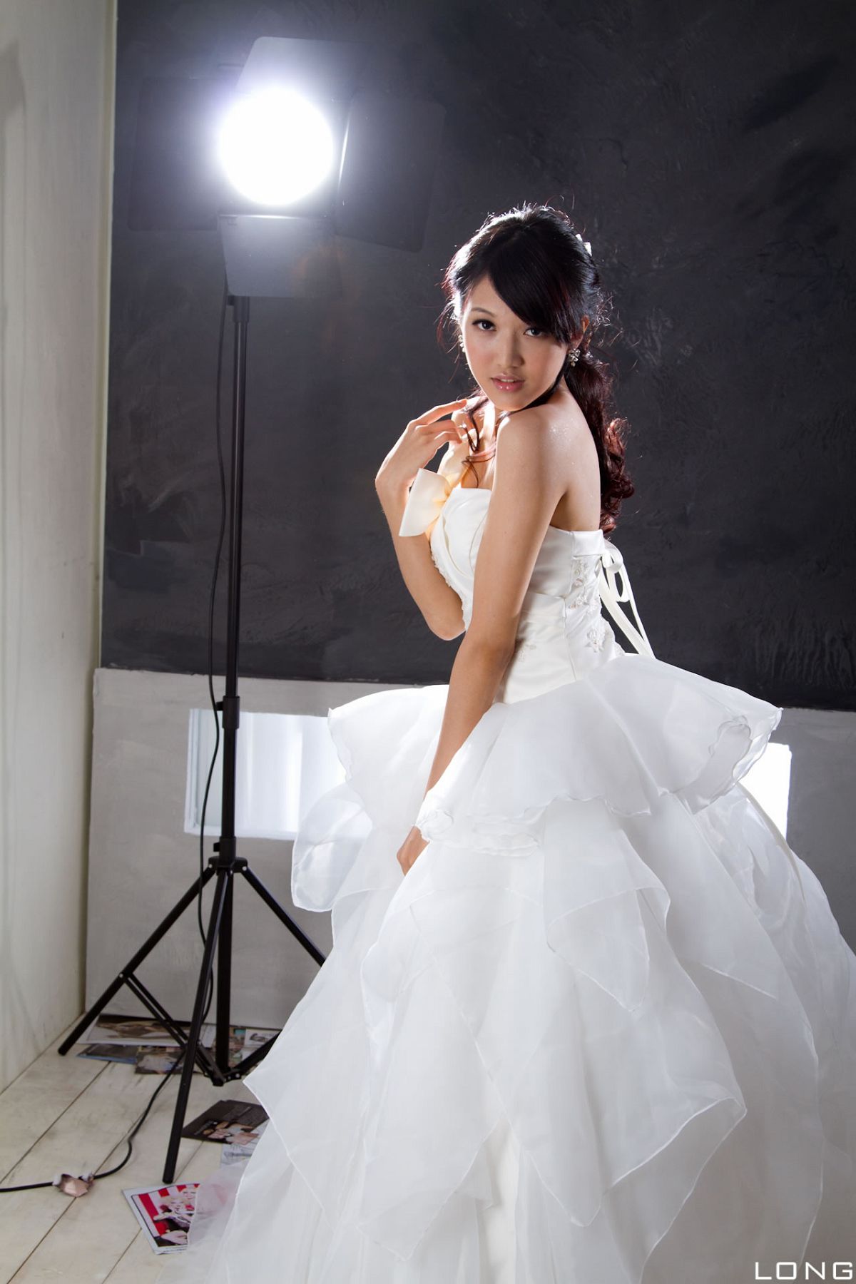 [BEAUTYLEG番外篇] 2013.12.16 棚拍 Jill（瑋廷）婚紗之白 [33P]