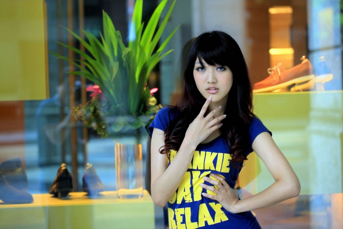 [BEAUTYLEG番外篇] 2013.12.19 黑丝教主Jill(玮廷) [80P]