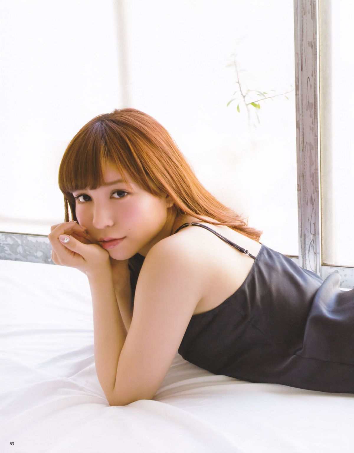 [Bomb Magazine] 2013 No.02 高桥南 松井珠理奈 河西智美 北原里英 [44P]