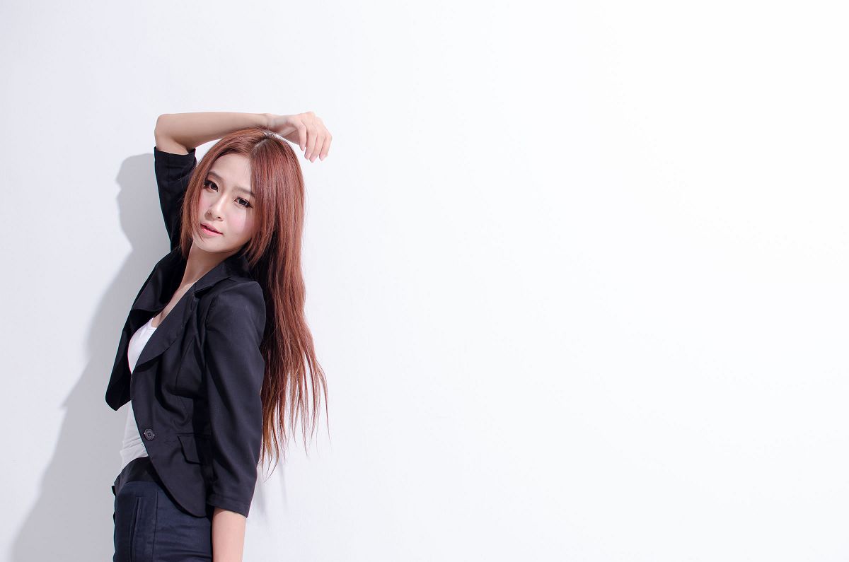 [Beautyleg] 模特周边 2014.01.11 小雪winnie-琴二棚 時尚調 职业装秀 [42P]