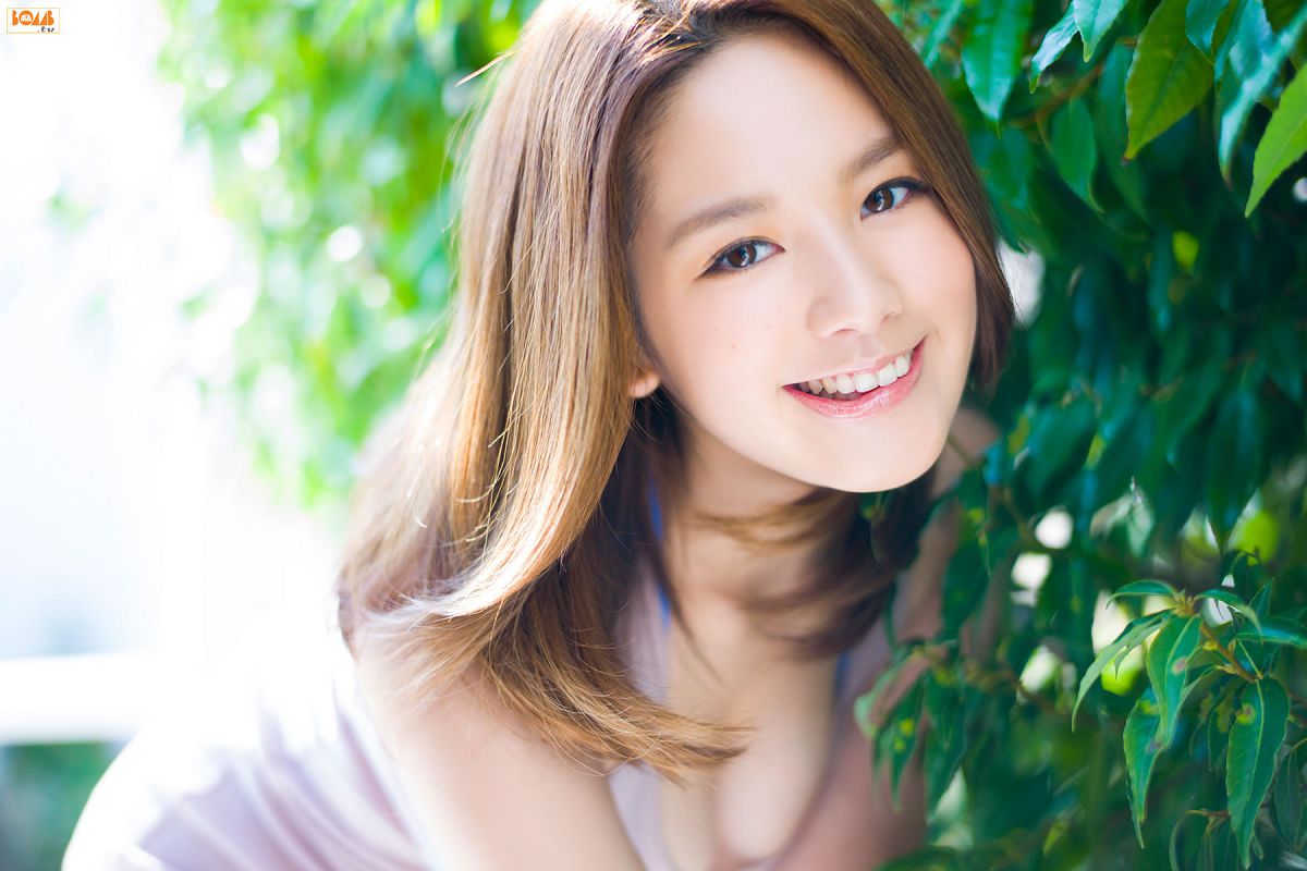 [BOMB.tv] 2014.01.01 GRAVURE Channel 2014年01月号 Miwako Kakei 筧美和子 [61P]