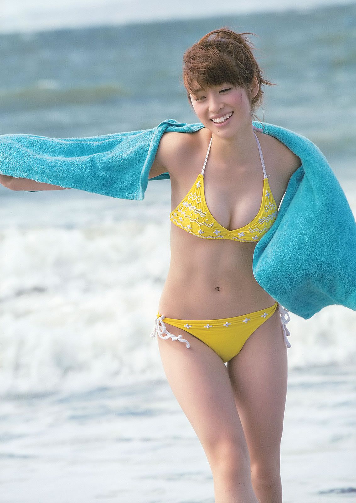 [Young Animal] 2013 No.23 松井珠理奈 佐藤聖羅 竹内舞 山中知恵 仙石みなみ 粕谷奈美 [36P]