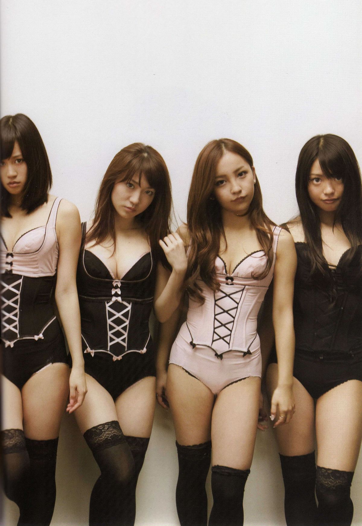 AKB48女子组合 [93P]