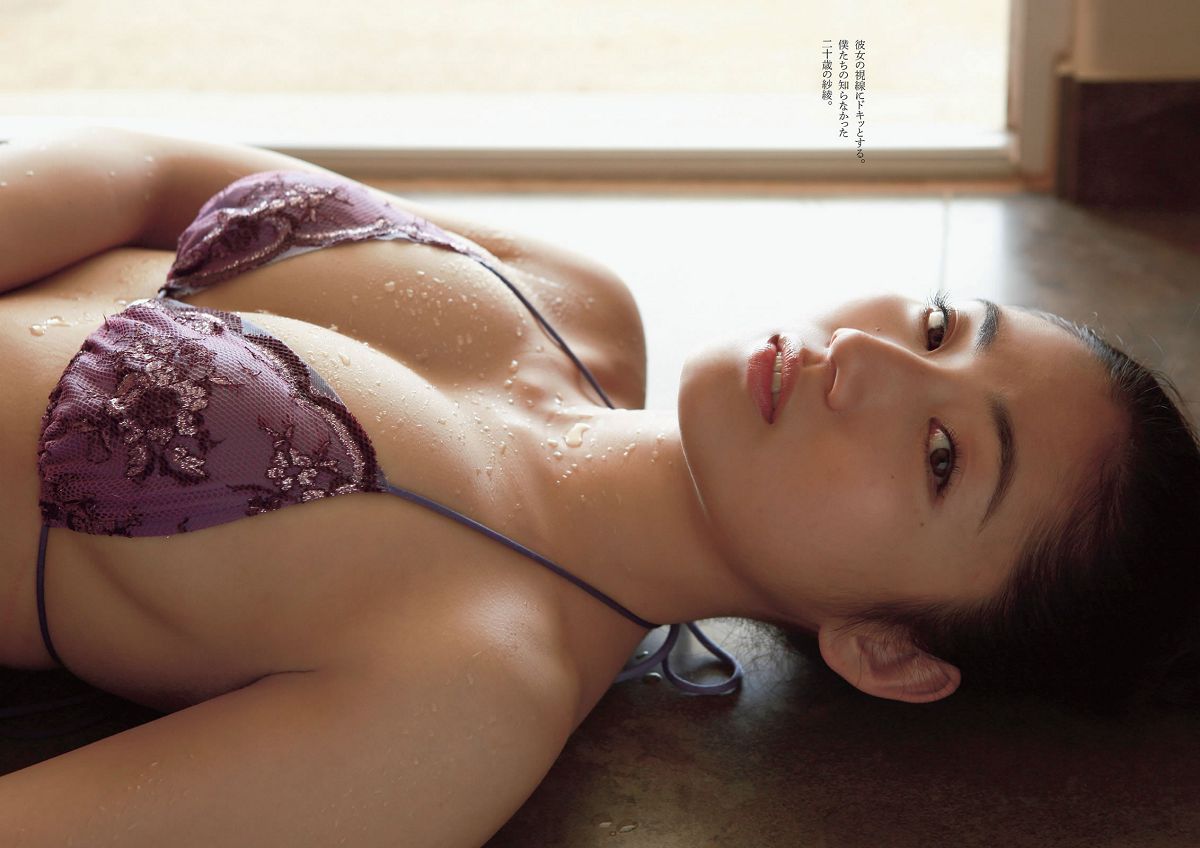 [Weekly Playboy] 2014 No.19-20 渡辺麻友 柏木由紀 小林麗菜 深田恭子 紗綾 安齋らら 森下悠里 矢吹春奈 橋本マナミ [28P]