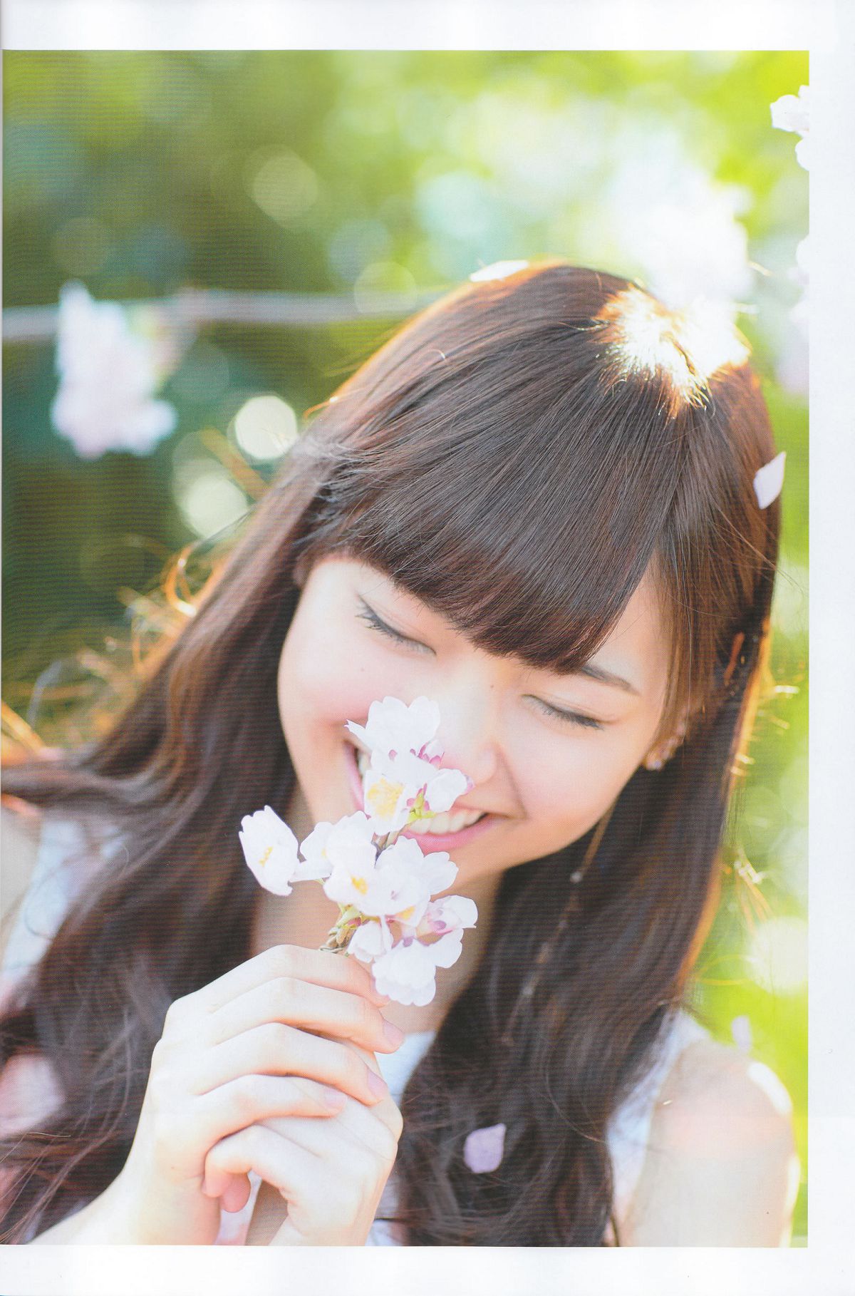 2014.03.05 季刊 乃木坂vol.1早春 [73P]