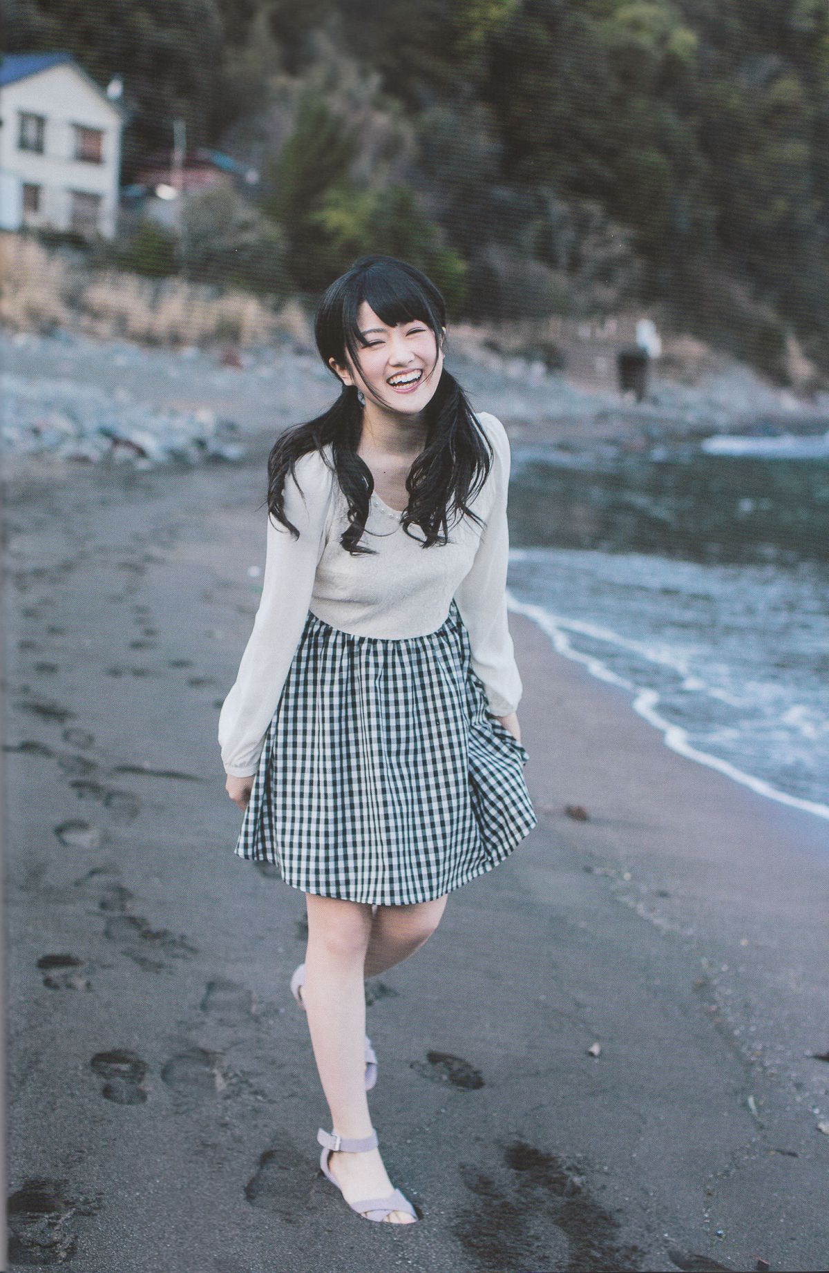 2014.03.05 季刊 乃木坂vol.1早春 [73P]