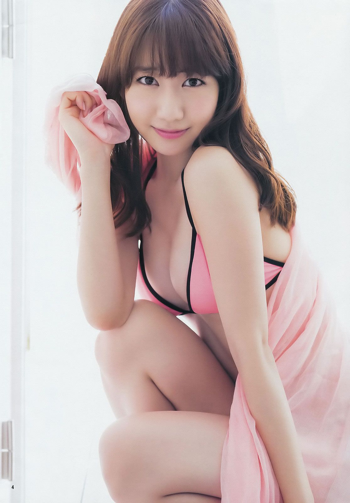 [Weekly Young Jump] 2014 No.30 31 柏木由紀 吉岡里帆 小嶋菜月 新川優愛 X21 [29P]