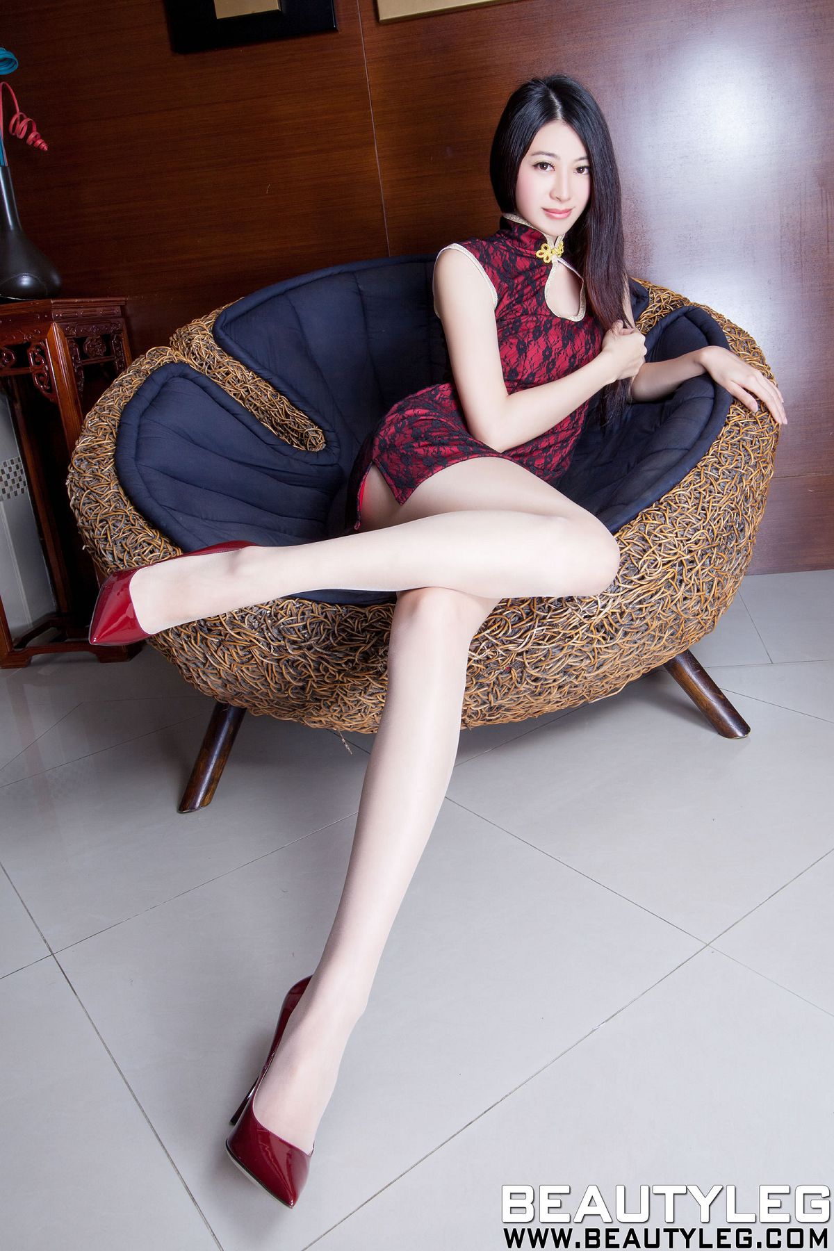 [Beautyleg] 美腿寫真 2014.08.01 No.1008 Flora [60P]