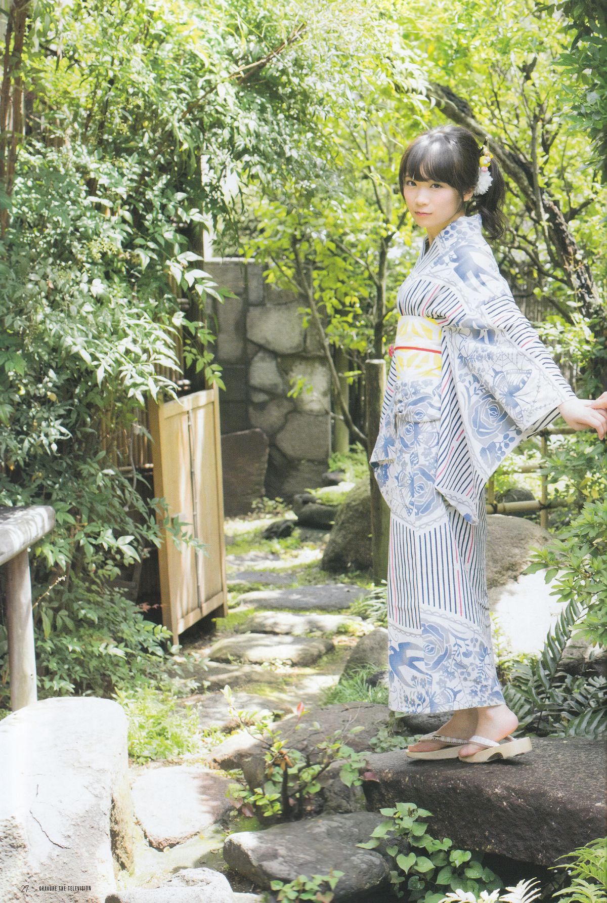 [Gravure The Television] Vol.34 乃木坂46 柴田阿弥 北川綾巴 [53P]