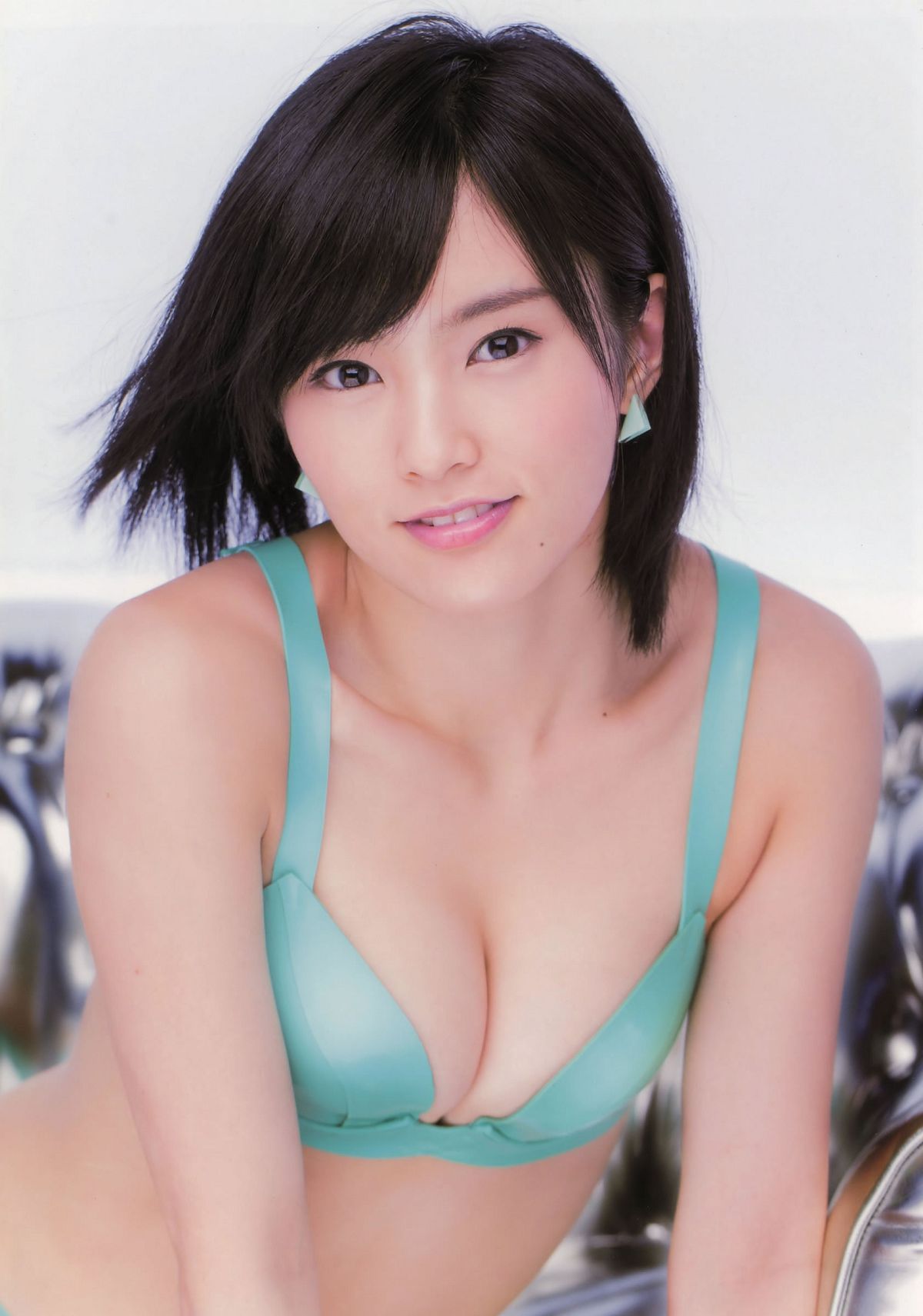 [UTB] Plus 2014.09 vol.21 山本彩 高柳明音 宮脇咲良 高橋朱里 太田夢莉 [31P]