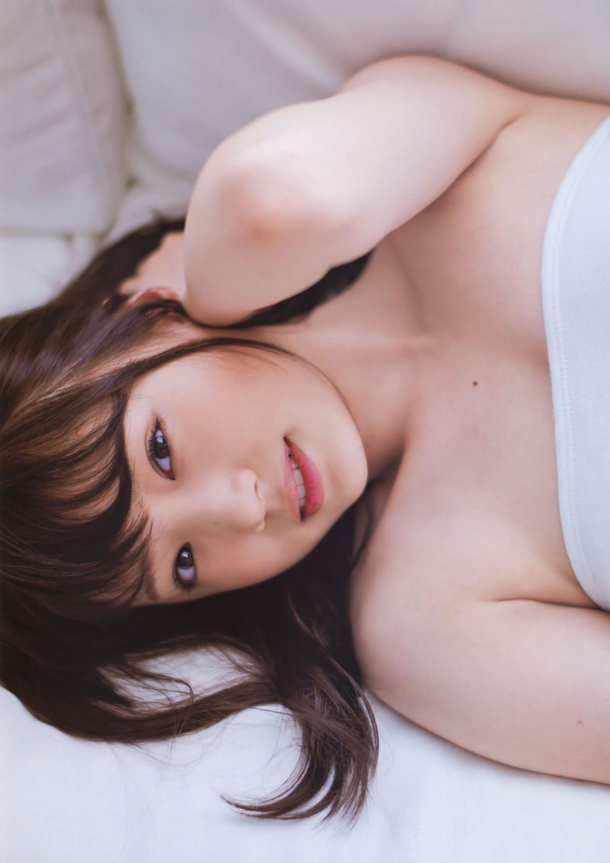 [UTB] Plus 2014.09 vol.21 山本彩 高柳明音 宮脇咲良 高橋朱里 太田夢莉 [31P]