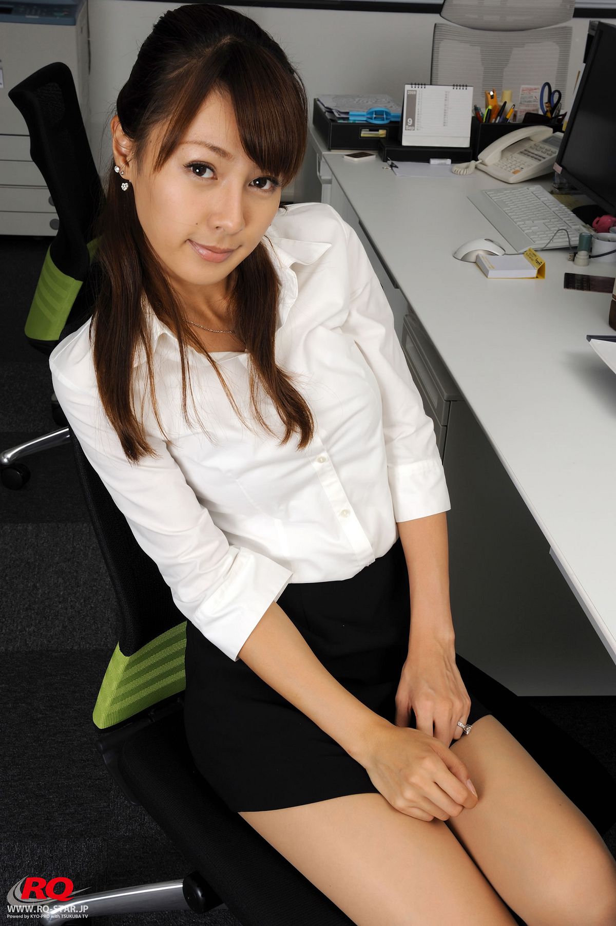[RQ-STAR] NO.00062 Tomoe Nakagawa 中川知映 Office Lady [44P]