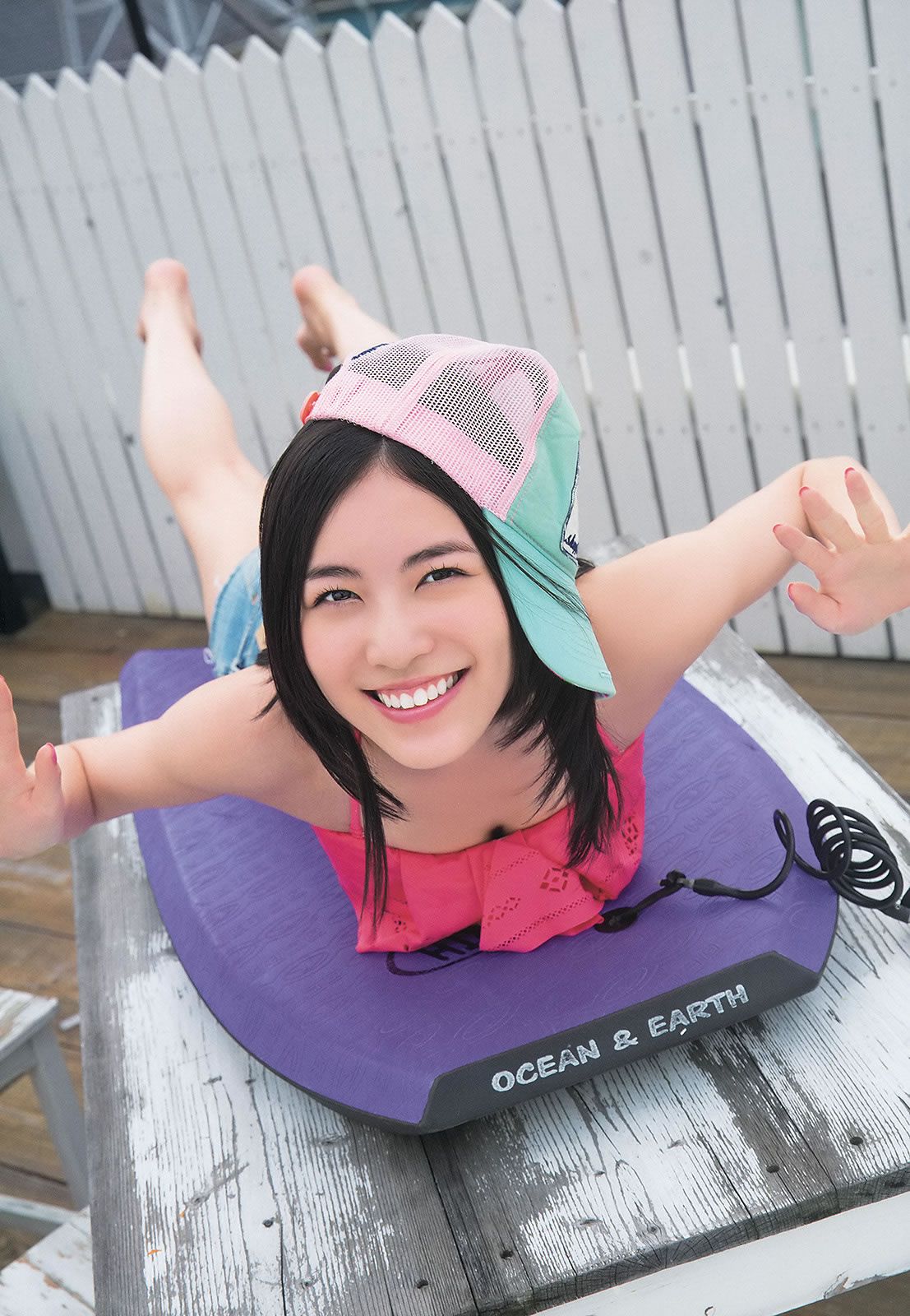 [Young Animal] 2014 No.15 16 橋本環奈 秋山美穂 松井珠理奈 二村春香 竹内舞 古畑奈和 松村香織 [44P]