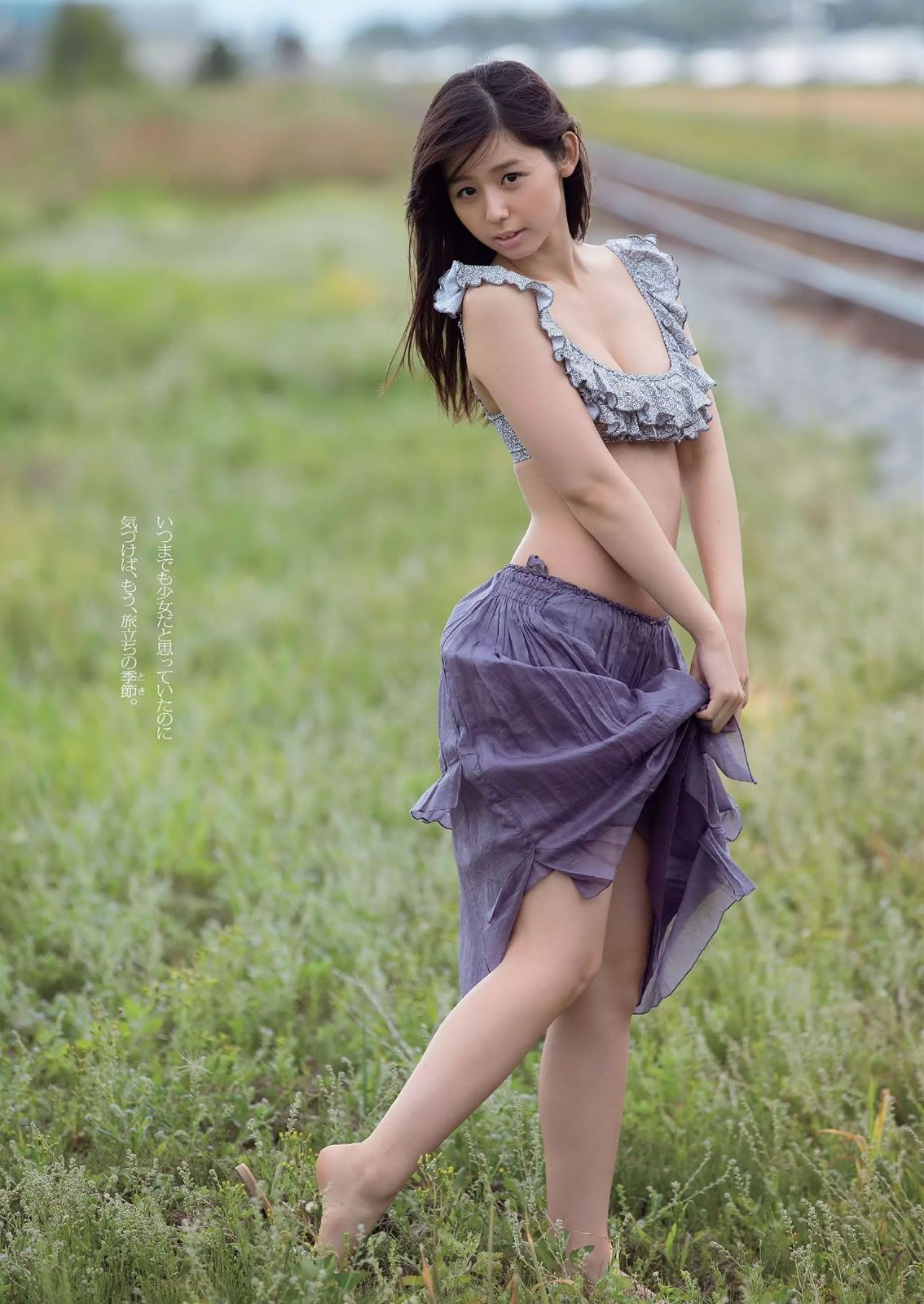 [Weekly Playboy] 2014 No.37 小池里奈 志田友美 葉月あや 高崎聖子 中山由香 杉原杏璃 彩乃なな 塚本まり子 [38P]