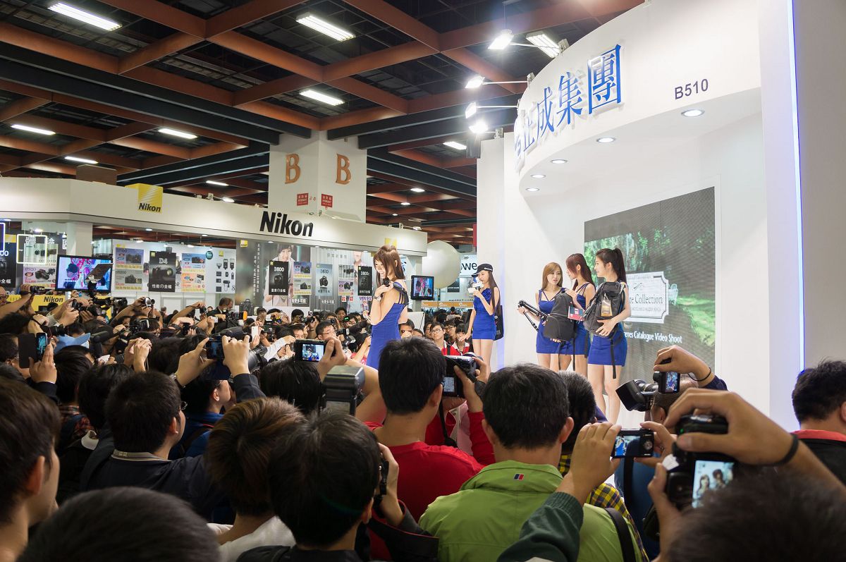 [Beautyleg] 女神(小鱼+Lucy+小雪)2013台北影音器材展 [47P]