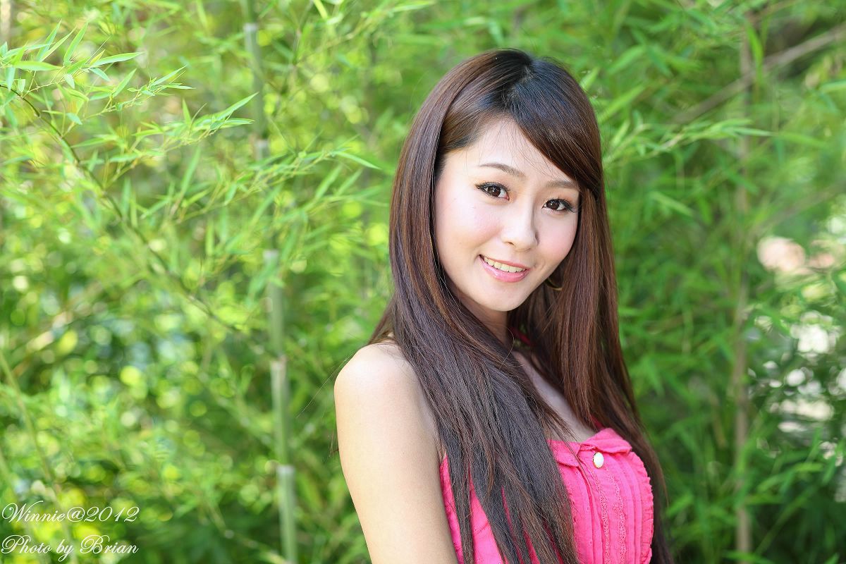 [Beautyleg] 模特 Winnie小雪華山特區外拍之粉色竹林 [21P]