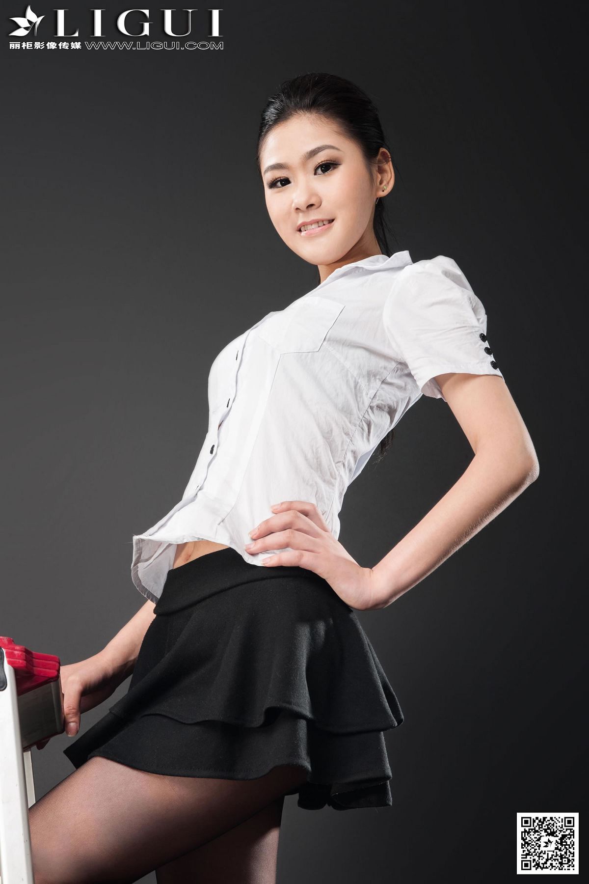 [Ligui] 丽柜 2014.10.07 Model 凌凌 [48P]