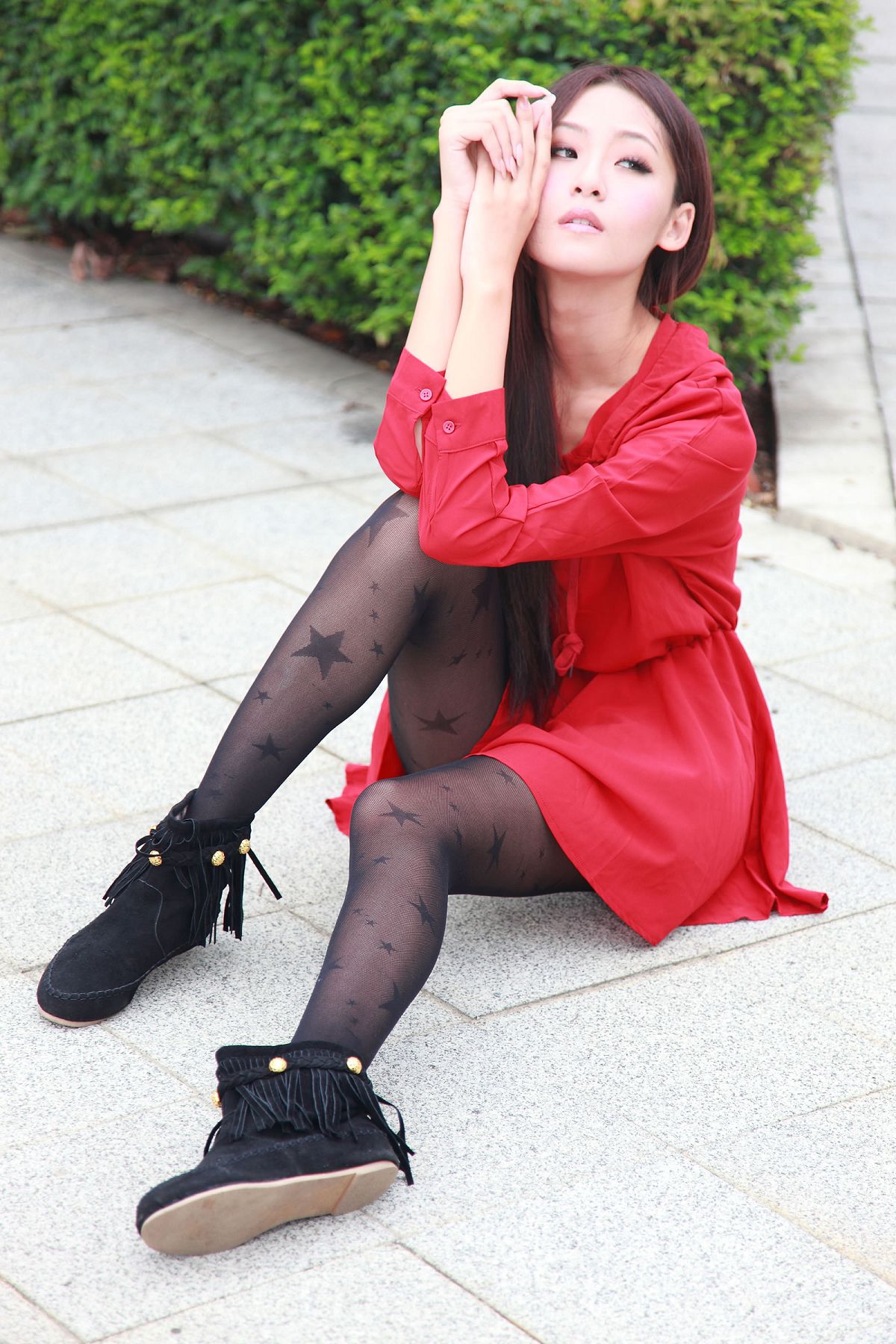 [Beautyleg] 女神新竹縣體育場小雪外拍-2 [29P]
