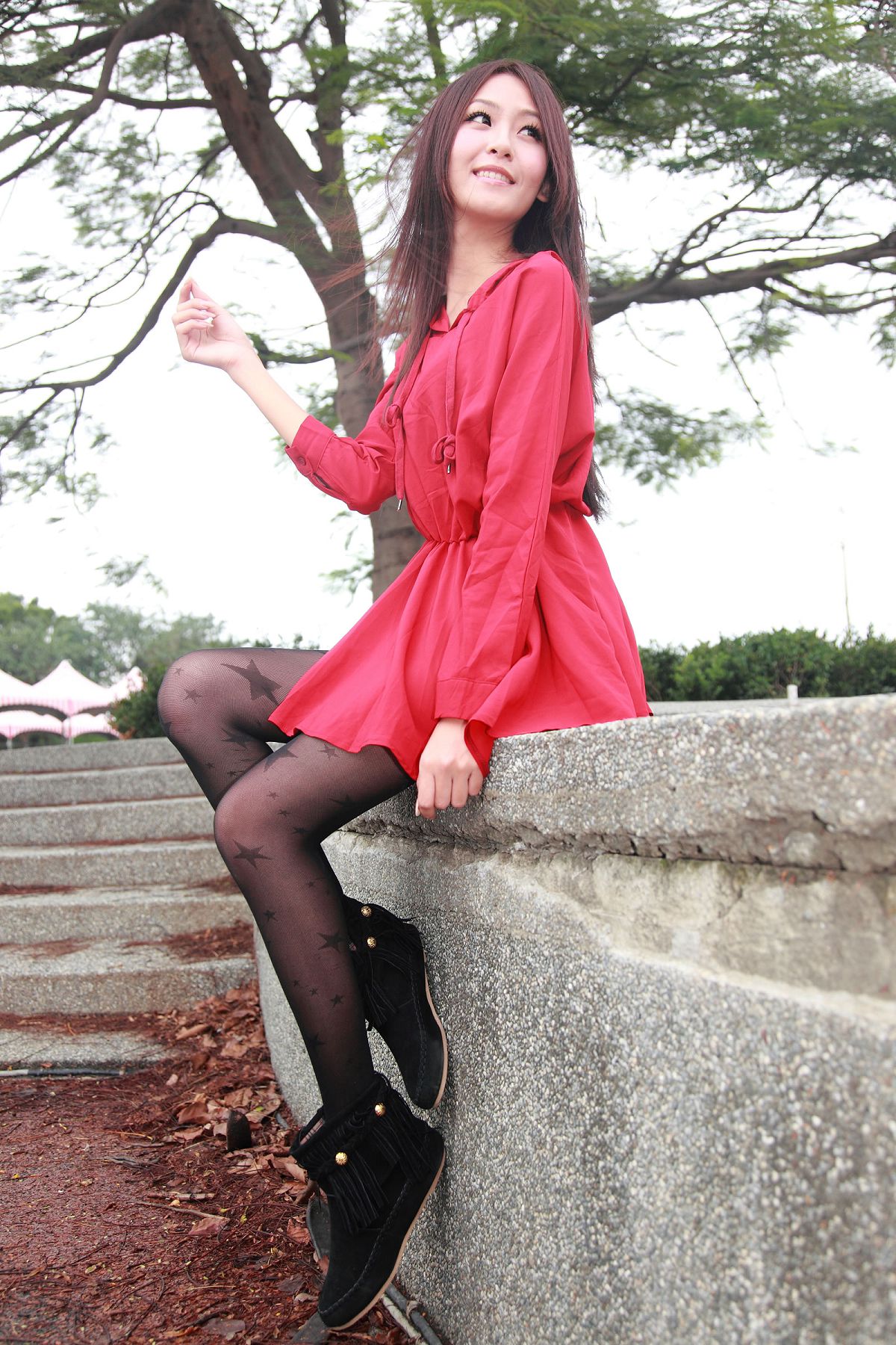 [Beautyleg] 女神新竹縣體育場小雪外拍-2 [29P]