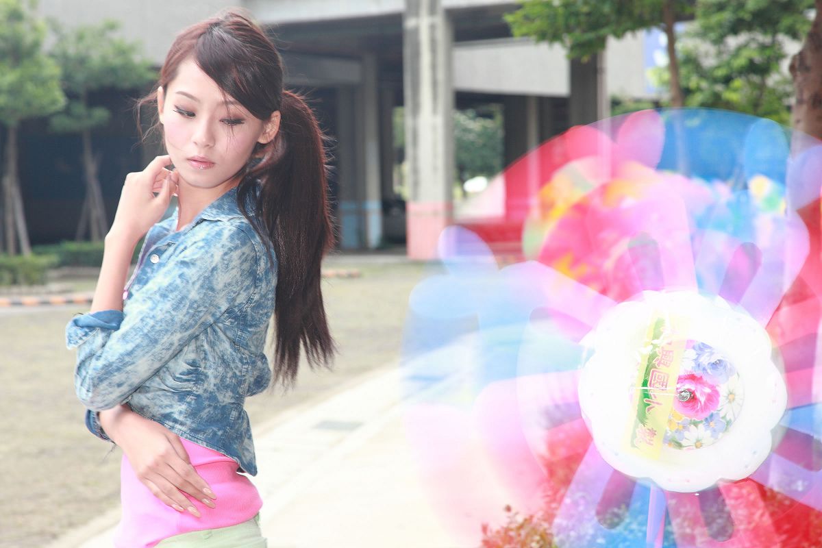 [Beautyleg] 女神新竹縣體育場小雪外拍-3 [30P]