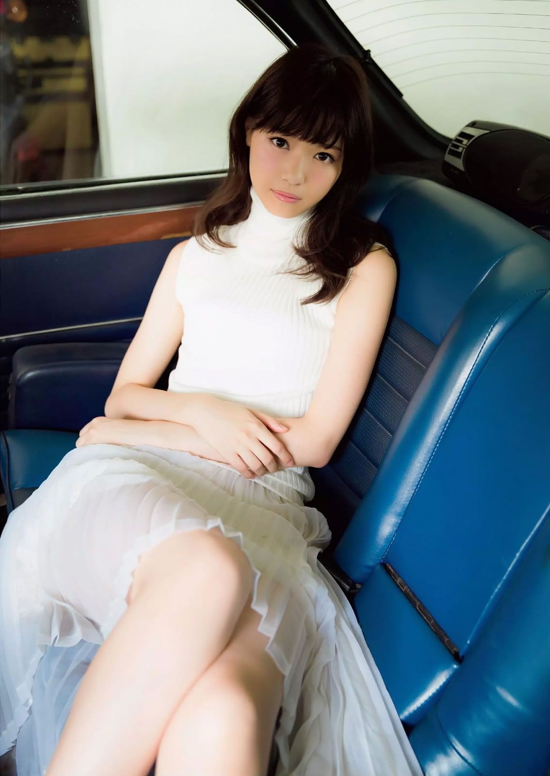 [Weekly Playboy] 2014 No.43 綾瀬はるか 道重さゆみ 内田理央 志田友美 西野七瀬 小林麗菜 安達祐実 及川奈央 [57P]