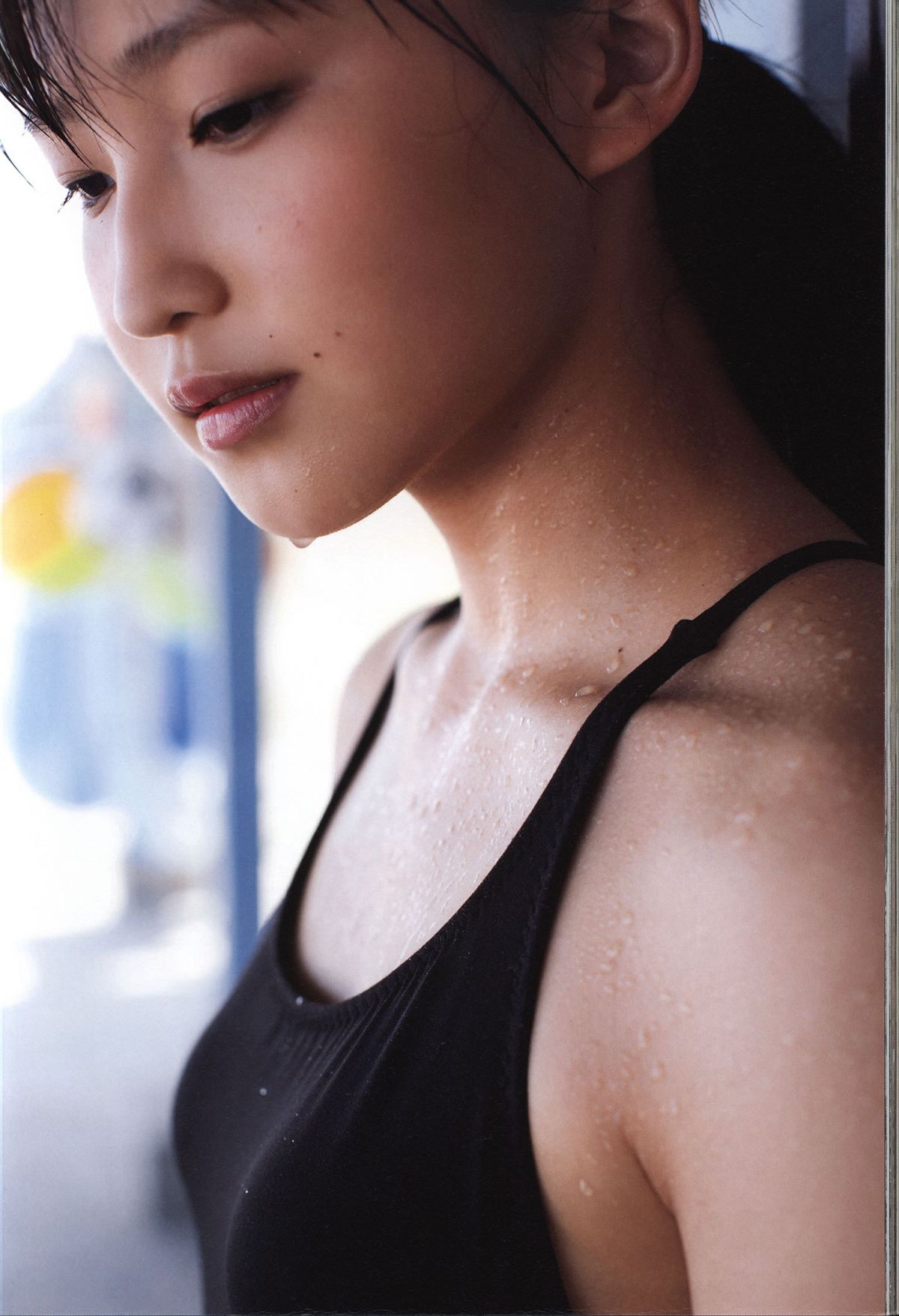 鞘師里保 写真集 『 太陽 』 [92P]