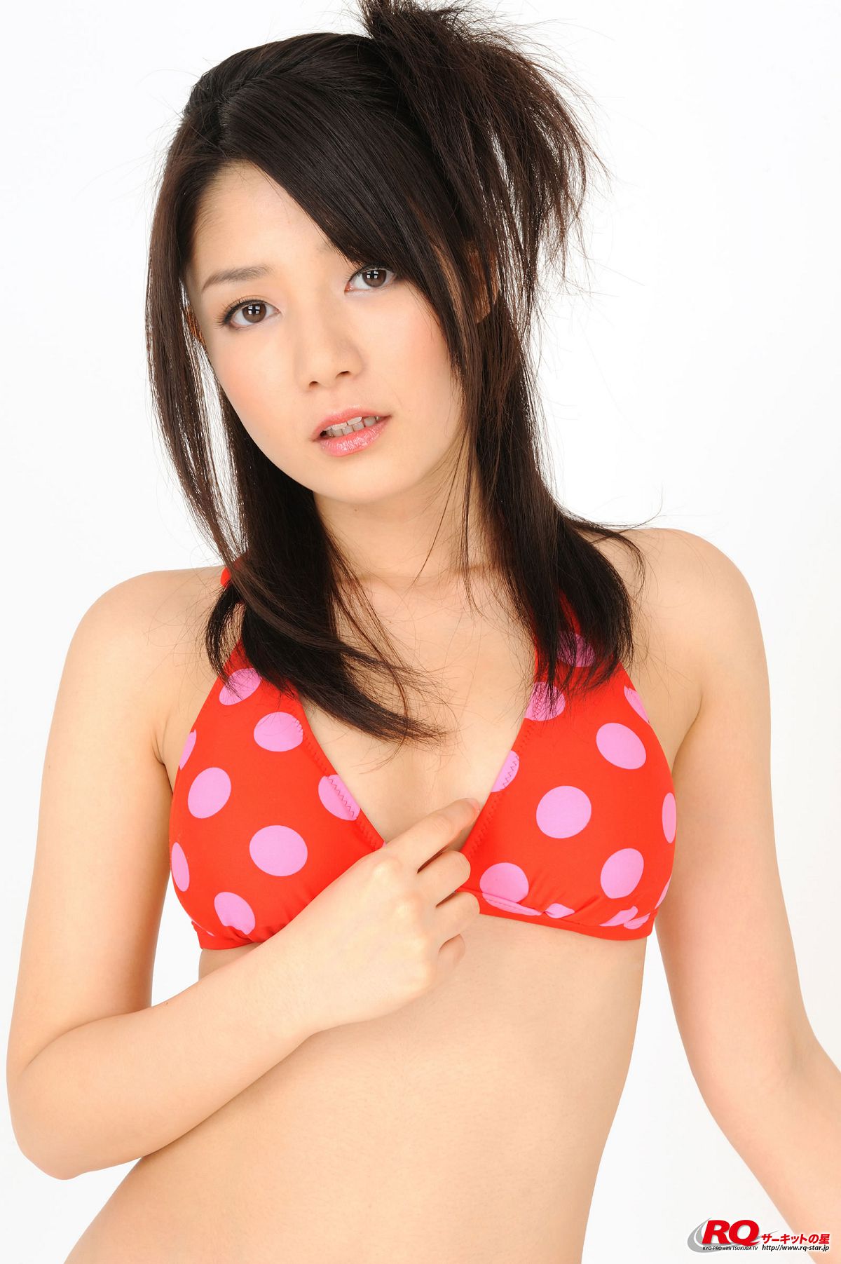 [RQ-STAR] NO.00105 Hitomi Furusaki 古崎瞳 Swim Suits – Red [110P]