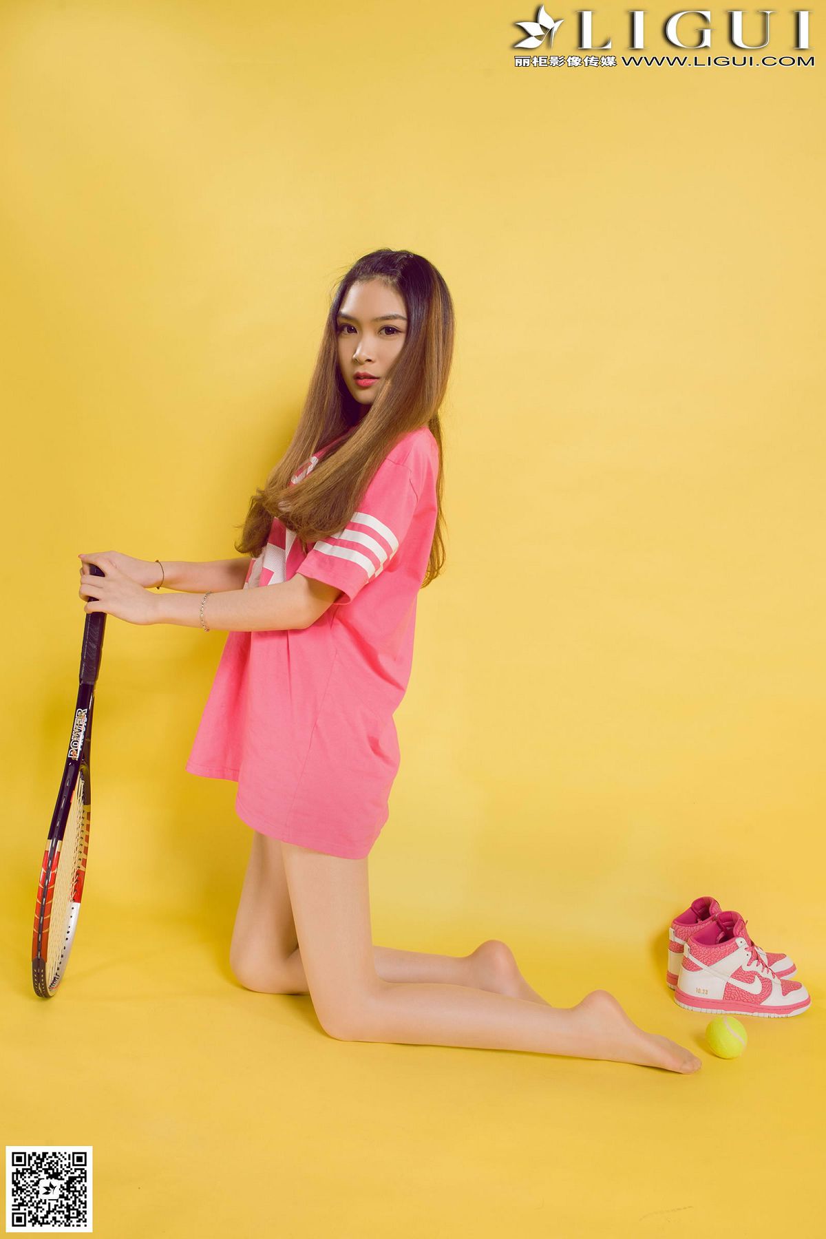 [Ligui] 丽柜 2014.11.15 Model 允儿 [49P]