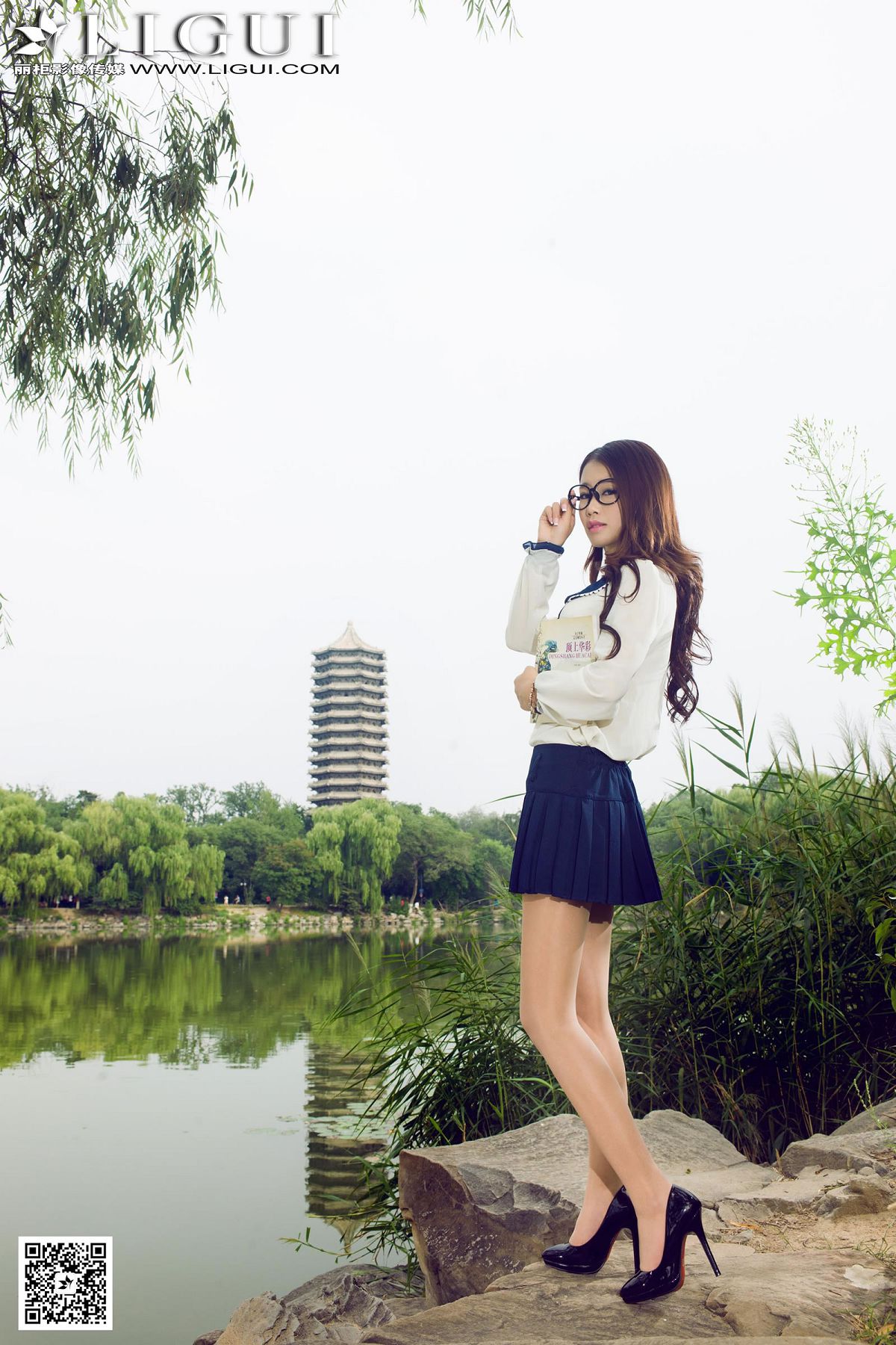 [Ligui] 丽柜 2014.11.18 Model 语寒 [37P]