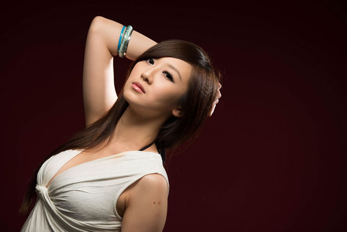 台湾清纯美女-鲔鱼+蔡小潔室拍写真 [96P]